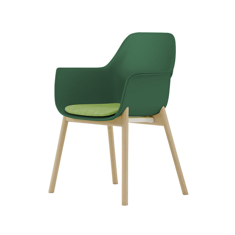 Designer Chair  Meeting Room Chair  Coffee Chair  Nordic Style  休閒椅  咖啡椅  客廳椅  北歐  實木腳  人體工學設計  PP  一體成形坐位